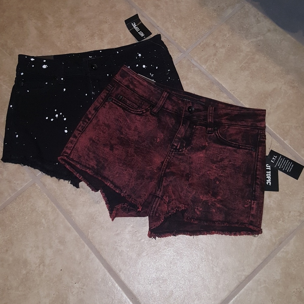 NWT TWO Hot Topic Denim Shorts